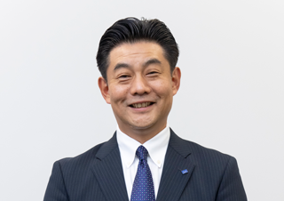 代表取締役社長 八所 孝志